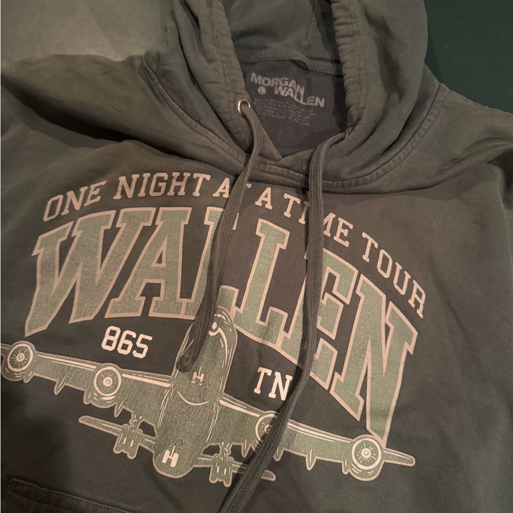 Morgan Wallen One Night At a Time Tour Green Hoodie Sweatshirt, Size Large